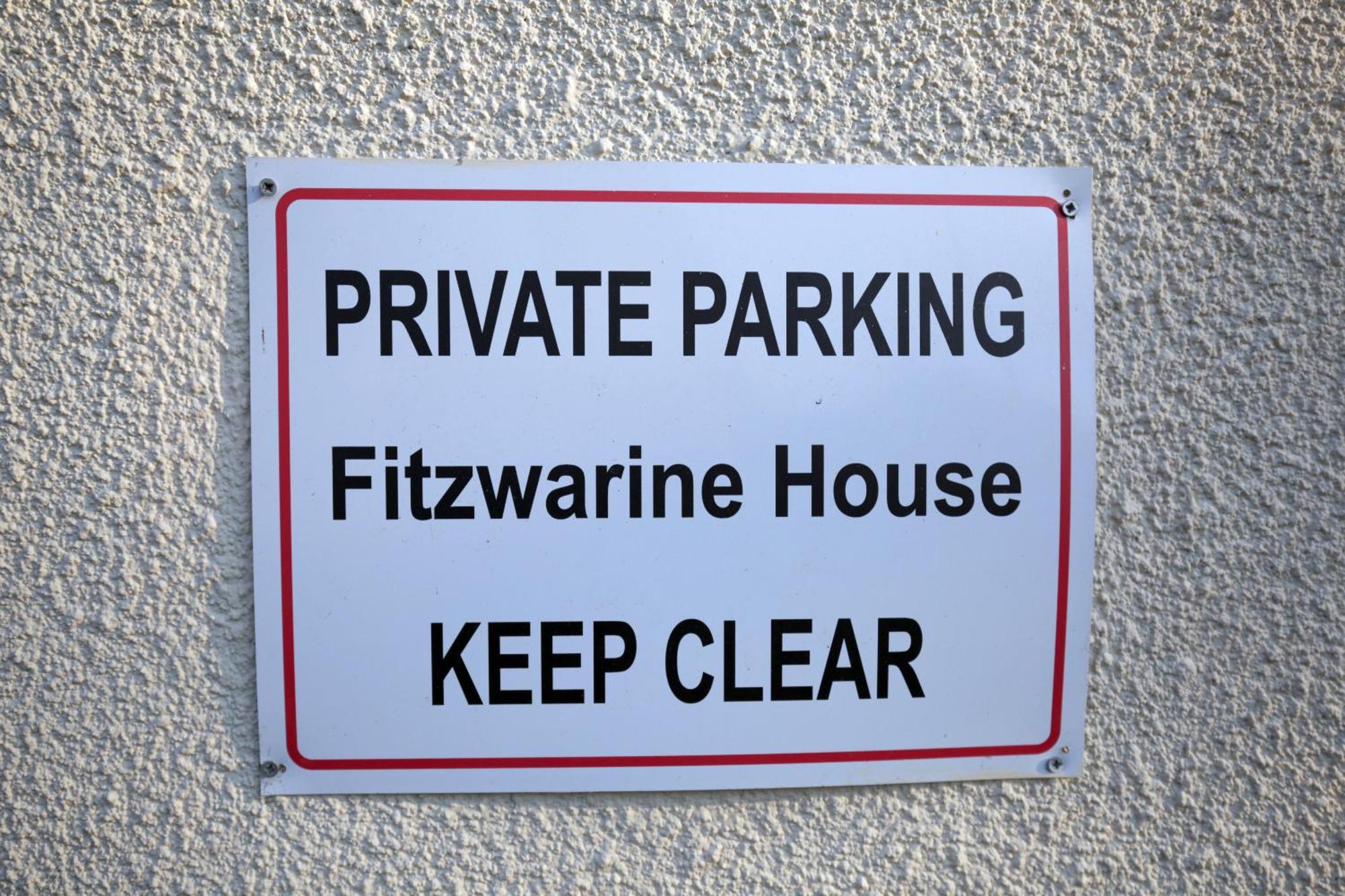 Fitzwarine House Whittington Hotel Bagian luar foto