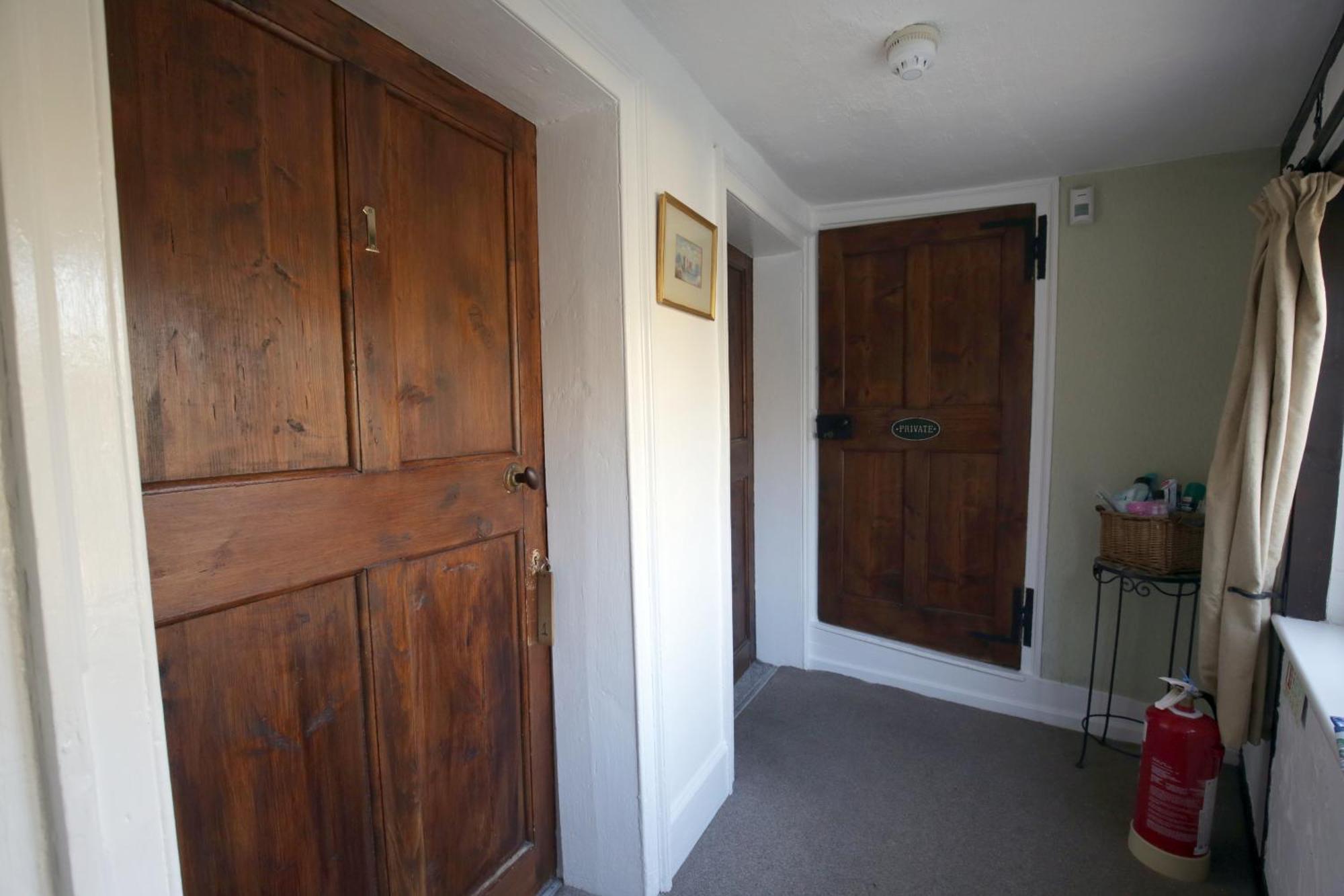 Fitzwarine House Whittington Hotel Bagian luar foto
