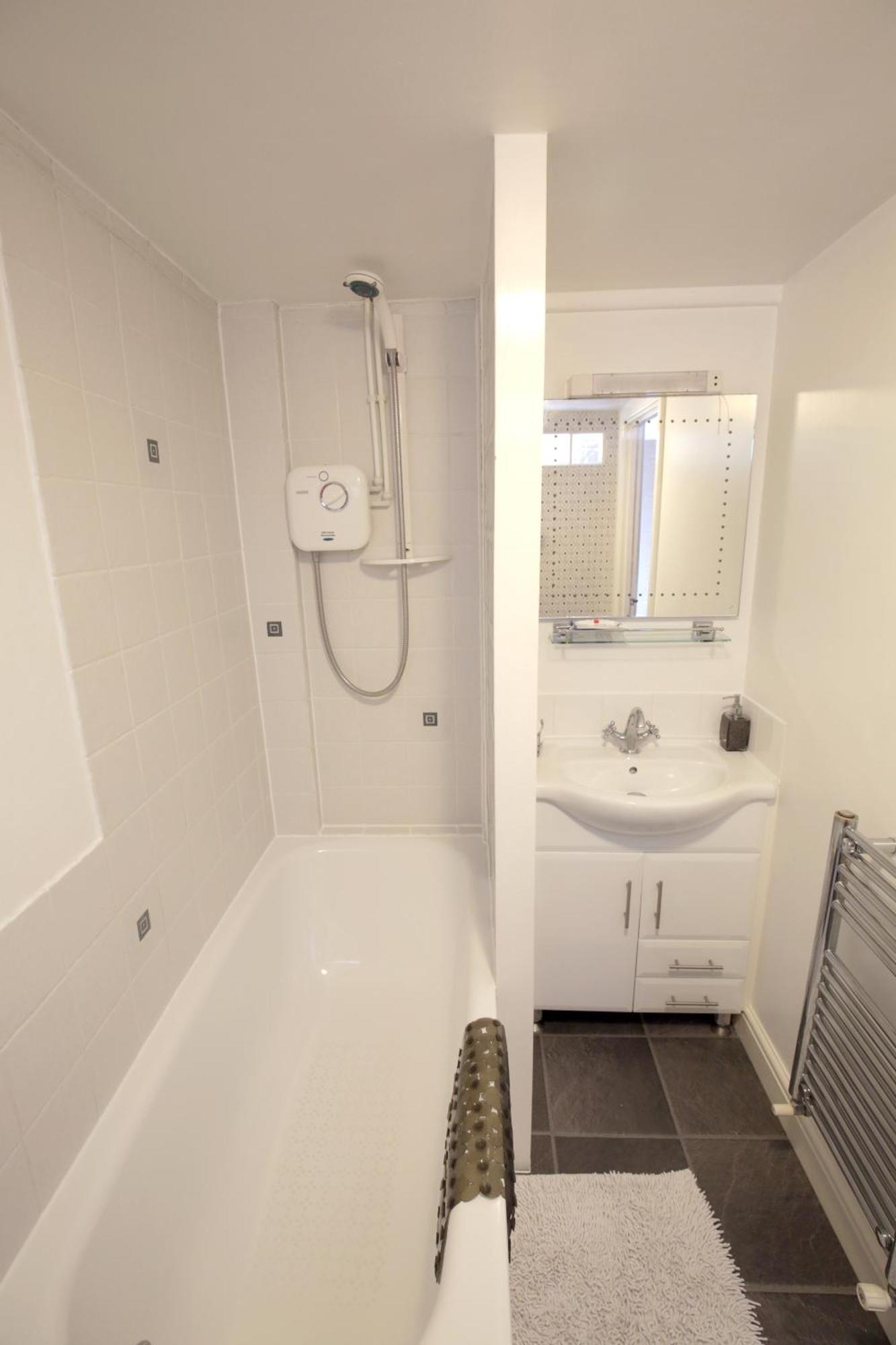 Fitzwarine House Whittington Hotel Bagian luar foto